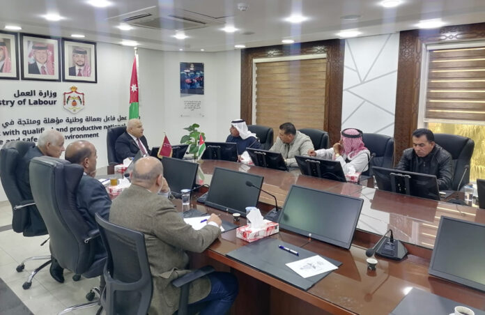 البكار : ندرس ملف العمالة غير الأردنية من جميع جوانبه