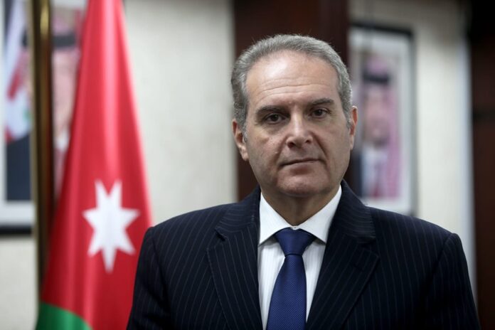 وزير الصحة: الموافقة على إنشاء 3 مراكز صحية في إربد وعجلون وزير الصحة: الموافقة على إنشاء 3 مراكز صحية في إربد وعجلون