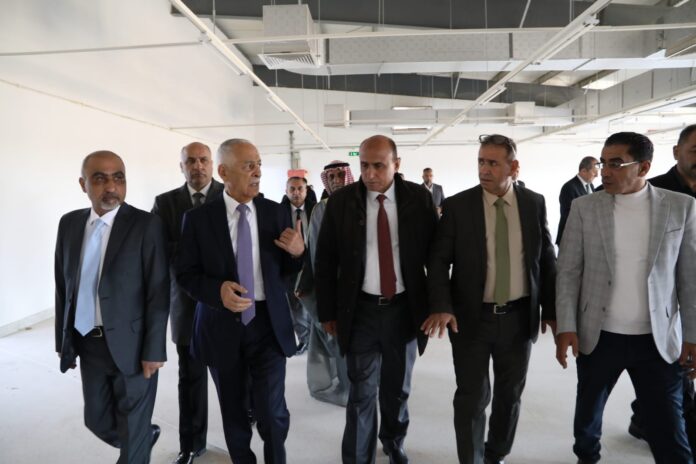 العيسوي يتفقد مشاريع مبادرات ملكية في الكرك