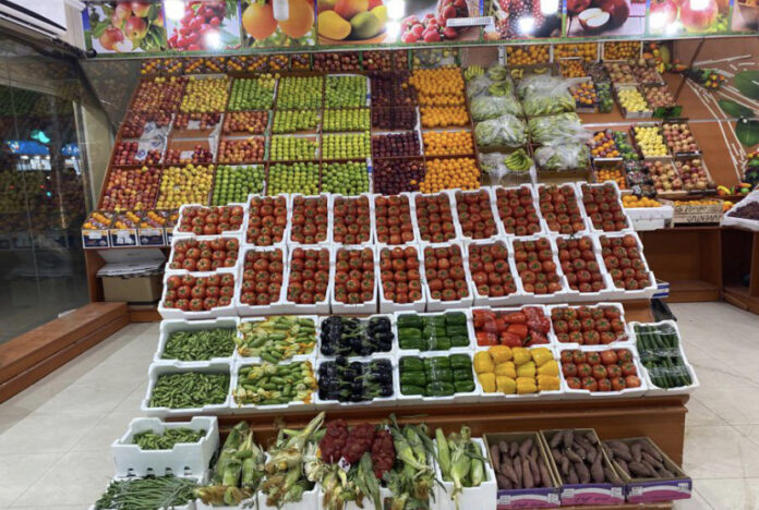 اسعار الخضار والفواكه في سوق مركزي اربد