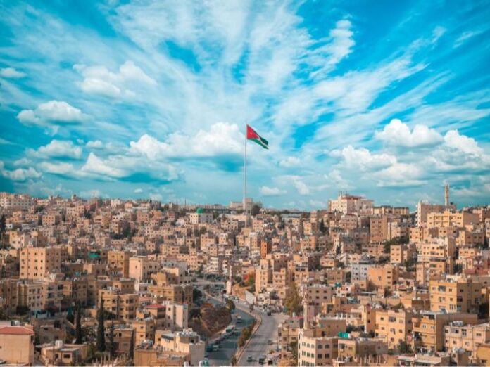 كتلة الأحزاب الوسطية النيابية تدين الاعتداء الغاشم على رجال الامن العام