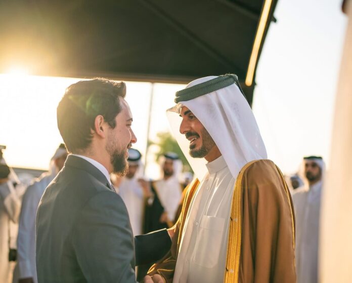 ولي العهد يحضر حفل زفاف شقيق أمير دولة قطر - صور