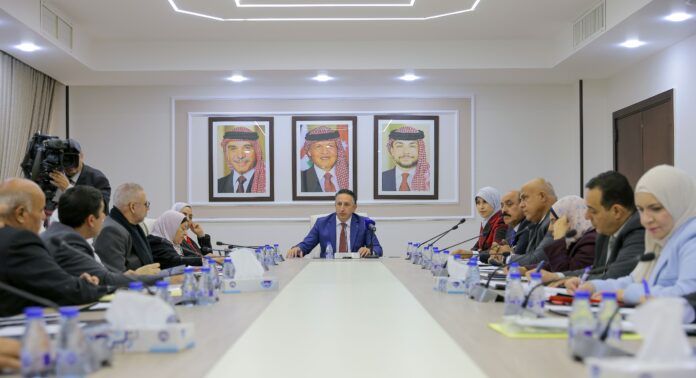 الغاء قرار انهاء خدمات موظفي الامن والحماية في مستشفى السلط الحكومي