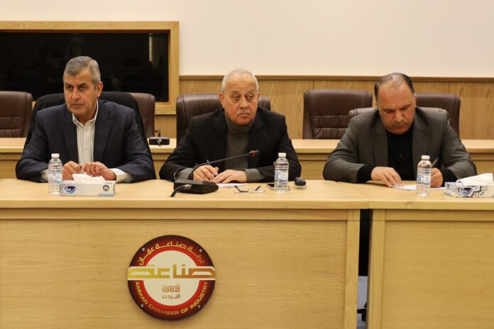 الخرابشة يبحث مع القطاع الصناعي عدد من القضايا الخاصة بالطاقة - تفاصيل