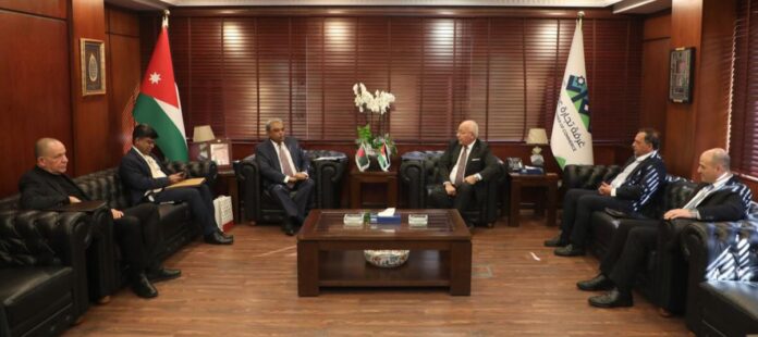 تجارة عمان تبحث تعزيز التعاون التجاري والاستثماري مع جمهورية بنغلادش