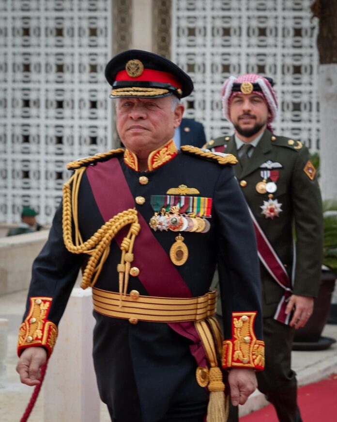 النائب الحراحشة : الزعيم الحقيقي هو الذي يبعد شبح الحرب عن ارضه ويجنب شعبه الويلات النائب الحراحشة : الزعيم الحقيقي هو الذي يبعد شبح الحرب عن ارضه ويجنب شعبه الويلات