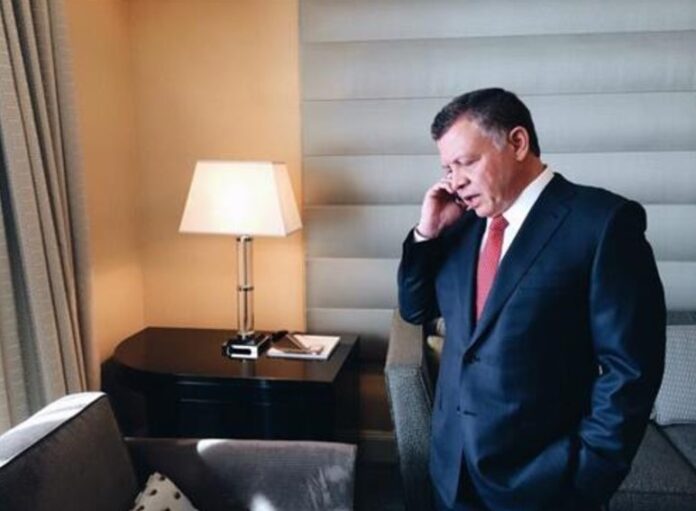 الملك ورئيس دولة الإمارات يبحثان التطورات الإقليمية الراهنة