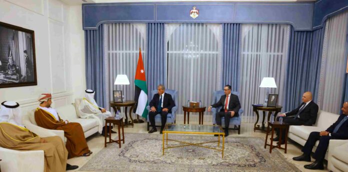 حسان يستقبل وفدا خليجيا من المشاركين في مؤتمر الاستثمار الخليجي الأردني الأول حسان يستقبل وفدا خليجيا من المشاركين في مؤتمر الاستثمار الخليجي الأردني الأول