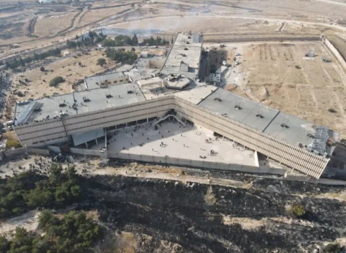 سجون سورية جسدت آلة قمع نظام الاسد - صور