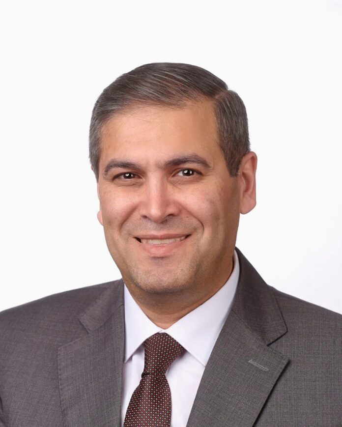 سلطان : الحوار بين القطاعين ضروري لحماية حقوق المواطنين