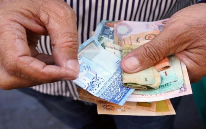 بيت العمال : رفع الحد الأدنى للأجور إلى 290 ديناراً غير عادل