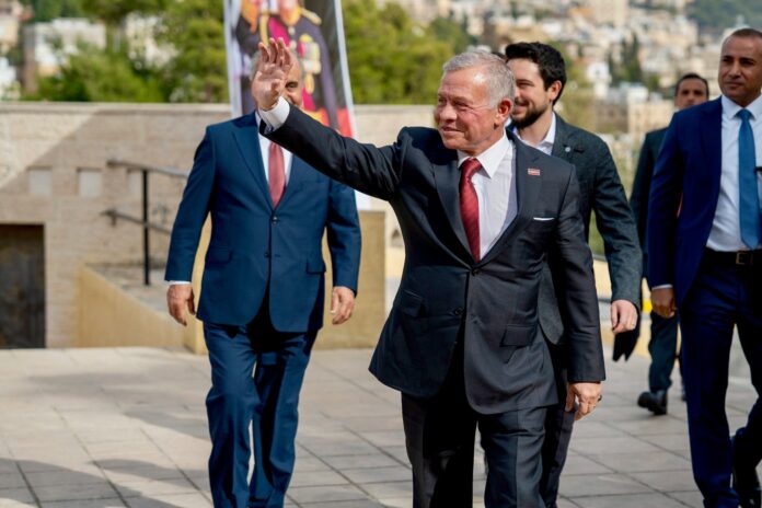 رجل الاعمال ثامر عزام يهنئ جلالة الملك بعيد ميلاده