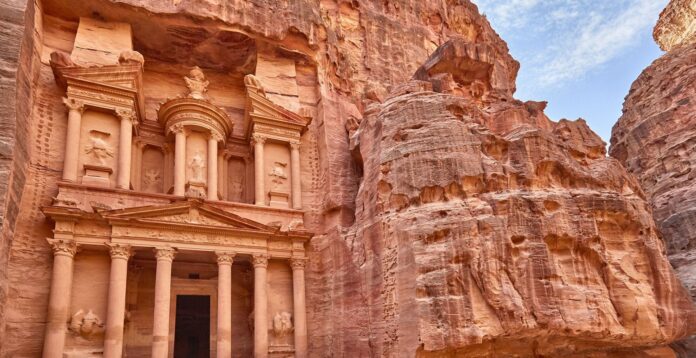 مجلس الوزراء يقر تعديلا على التذكرة الموحدة للمواقع السياحية