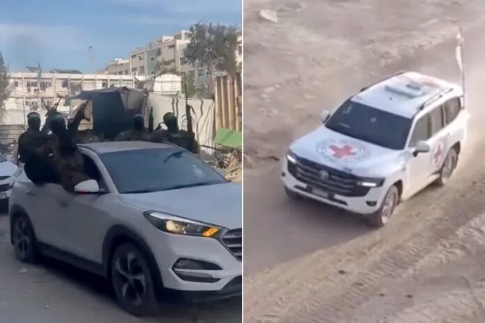 كتائب القسام تسلم الاسيرات الاسرائيليات الى الصليب الاحمر