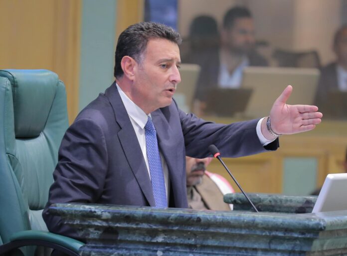 كيف ترأس الصفدي أطول جلسة بتاريخ البرلمانات دون فقدانها للنصاب