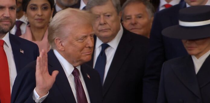 بايدن يصدر عفوا رئاسيا عن أفراد من عائلته