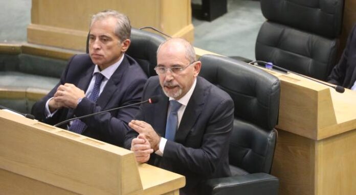 وزير الخارجية : أي حديث عن الوطن البديل لا نقبله وسنستمر بالتصدي له وزير الخارجية : أي حديث عن الوطن البديل لا نقبله وسنستمر بالتصدي له