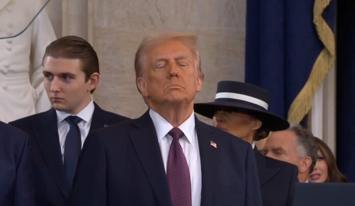 ترامب يؤدي اليمين رئيسا للولايات المتحدة الامريكية