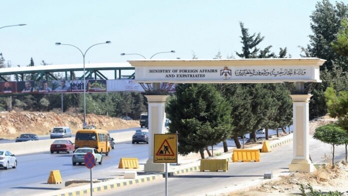 الخارجية: جميع الأردنيين في لوس أنجلوس بخير