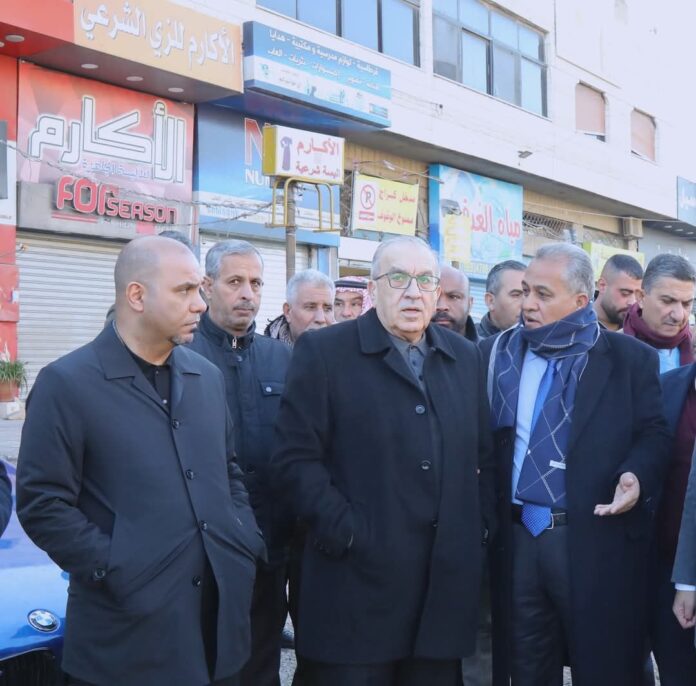 ابو السمن يوجه بدراسة حركة المشاة على طريق مادبا