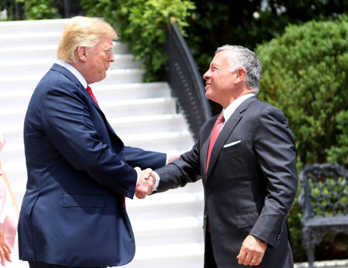 قمحية تكتب : الملك اظهر حنكة سياسية فائقة في الرد على خطة ترامب