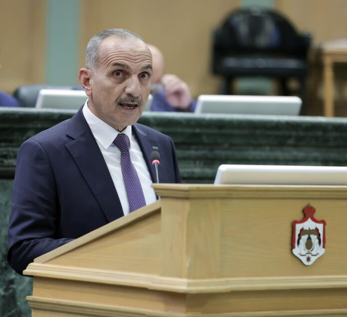 الخرابشة: المملكة تواجه تحديات التهجير بأقوال يتبعها أفعال