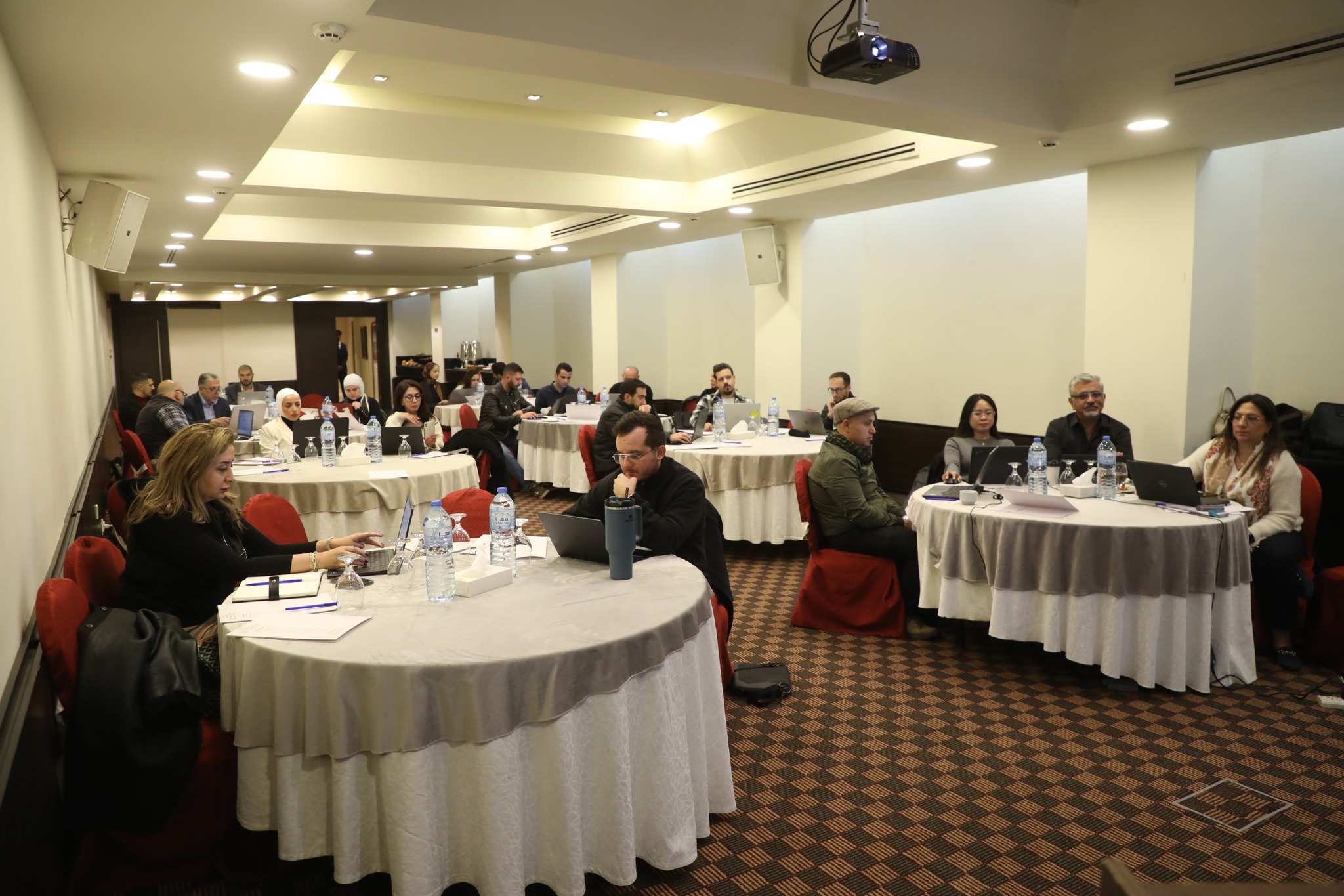 "تنشيط السياحة" تختتم برنامجا تدريبا حول الذكاء الاصطناعي