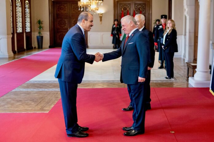 الملك يتقبل أوراق اعتماد عدد من السفراء - صور