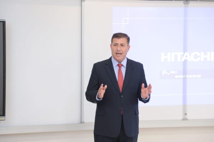 ورشة حول تقنية العلاج بالأغشية الحيوية الموجهة في كلية طب الأسنان بالجامعة الهاشمية