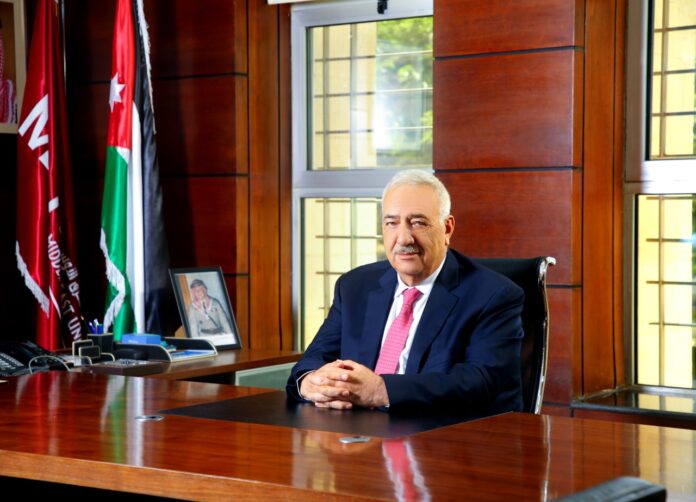 قطار التحديث