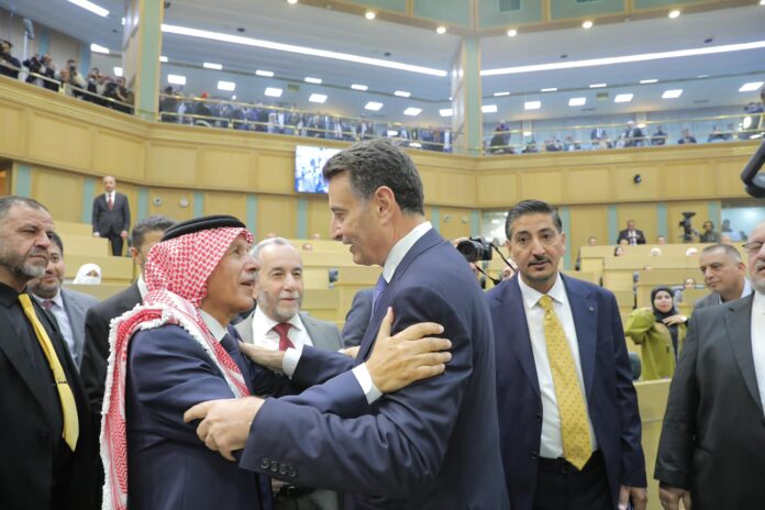 الصفدي للعرموطي : حرف الجيم غير مقبول !!