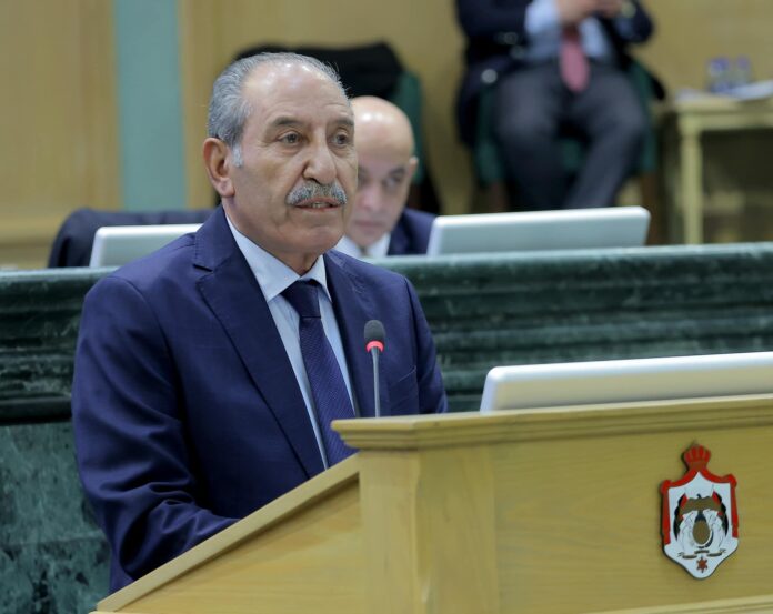 النائب مجحم الصقور يطالب بدعم المؤسسة التعاونية