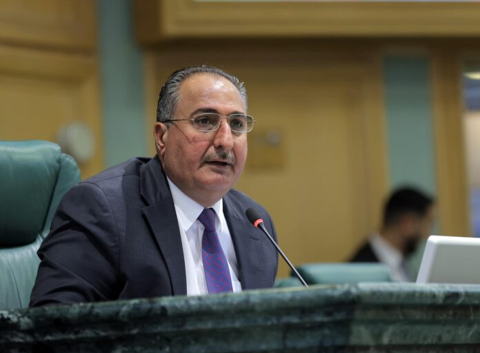 الخصاونة: الملك مستمر في بذل كافة الجهود لإنهاء العدوان الإسرائيلي على غزة