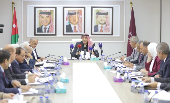 الطاقة النيابية تواصل مناقشة قانون الكهرباء لسنة 2025 الطاقة النيابية تواصل مناقشة قانون الكهرباء لسنة 2025