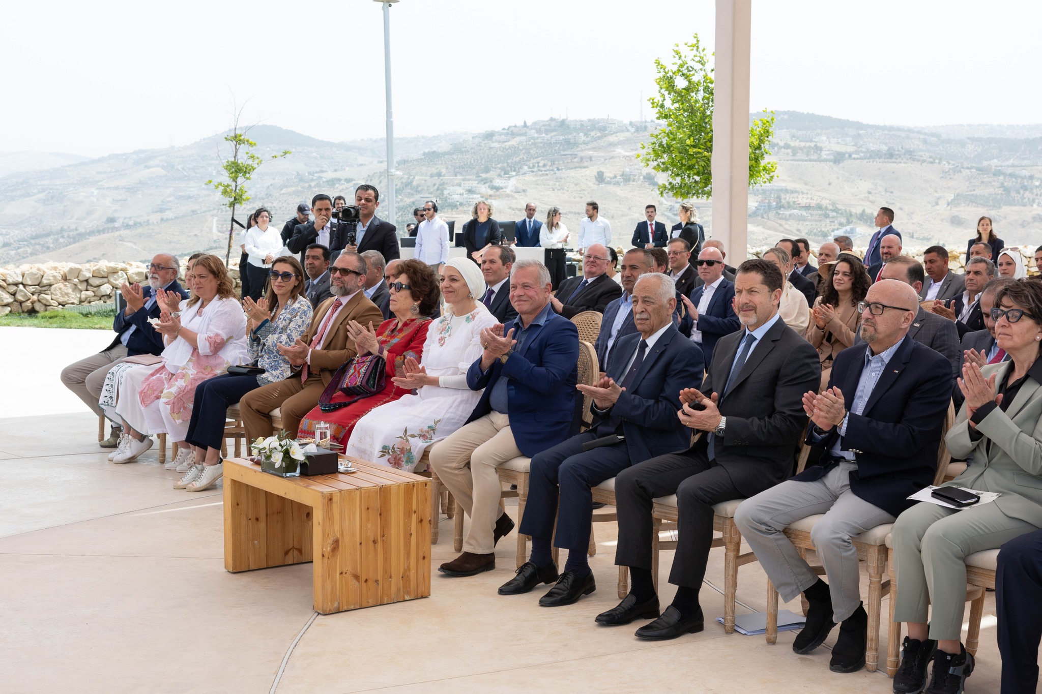الملك يدشن المرحلة الثانية من الحديقة النباتية الملكية في تل الرمان
