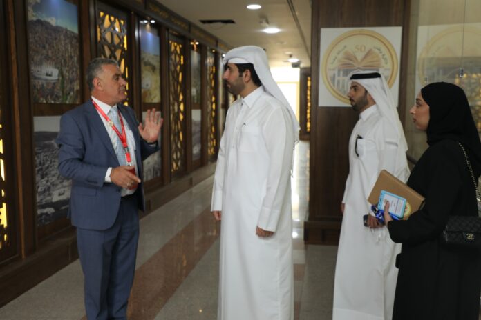 العياصرة والبوعينين يبحثان تعزيز التعاون بين المكتبة الوطنية الأردنية ودار الوثائق القطرية العياصرة والبوعينين يبحثان تعزيز التعاون بين المكتبة الوطنية الأردنية ودار الوثائق القطرية