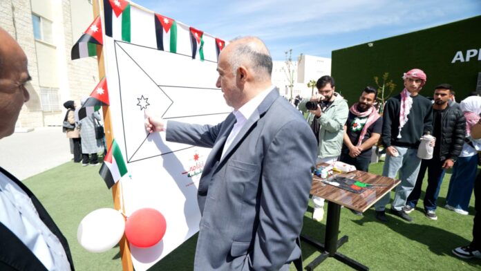 Messenger_creation_5C686D93-F63D-463B-969D-531D60A08C36