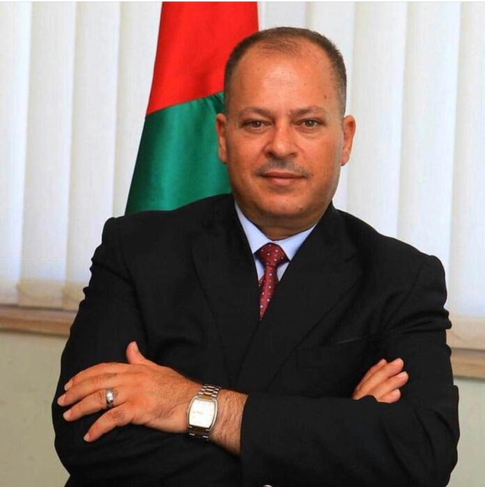 الحناجر الملوثة الحناجر الملوثة