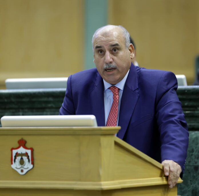 النائب مازن القاضي يطالب بمحاسبة حزب جبهة العمل الاسلامي النائب مازن القاضي يطالب بمحاسبة حزب جبهة العمل الاسلامي