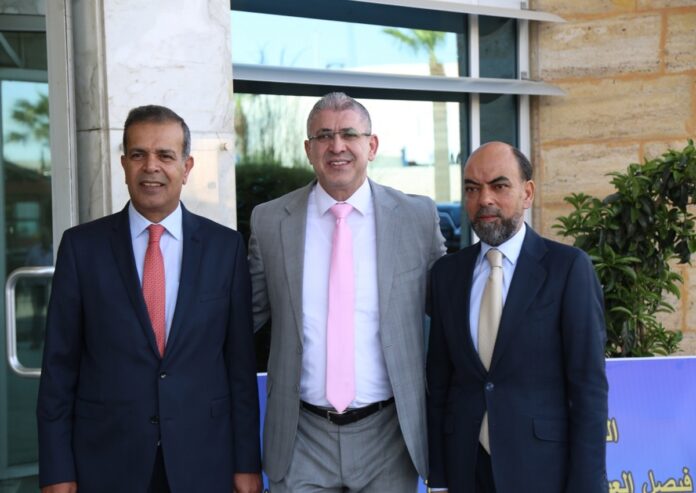 دعما لزملائهما خلدون ومازن النسور .. القيسي والعبداللات يقيمان مأدبة عشاء - صور