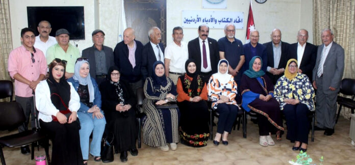 اتحاد الكتاب يختتم احتفالاته بعيد الاستقلال بأمسية شعرية