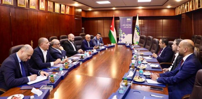 غرفة تجارة عمّان تبحث تعزيز التعاون الاستثماري مع رؤية عمّان غرفة تجارة عمّان تبحث تعزيز التعاون الاستثماري مع