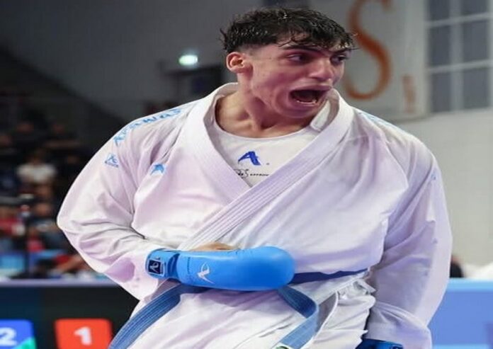 الجعفري يهدي الملك والاردن ذهبية اسيا بمناسبة عيد الاستقلال الـ79