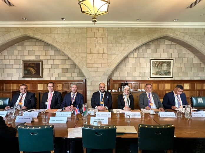 وفد نيابي أردني يزور مجلس البرلمان البريطاني بدعوة رسمية وفد نيابي أردني يزور مجلس البرلمان البريطاني بدعوة رسمية