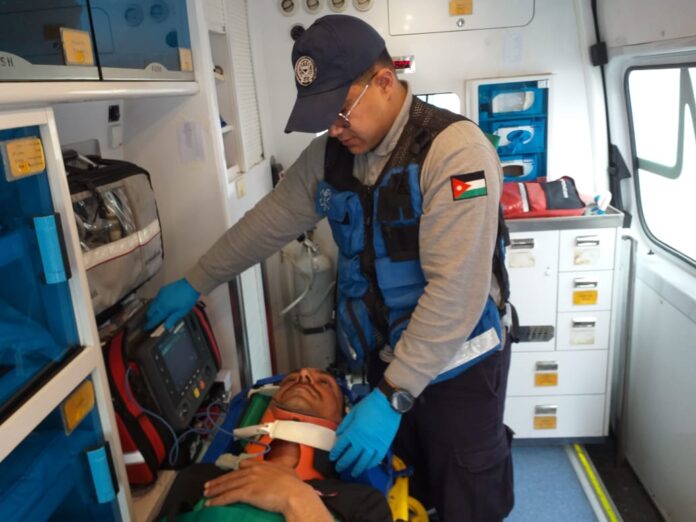 قال مدير دفاع مدني البلقاء العقيد المهندس محمد المجالي إنه تم مساء أمس إسعاف طفل يبلغ من العمر سنة ونصف السنة إلى مركز دفاع مدني 