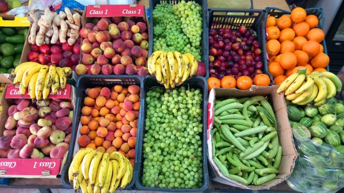 استقرار اسعار الليمون في السوق المركزي