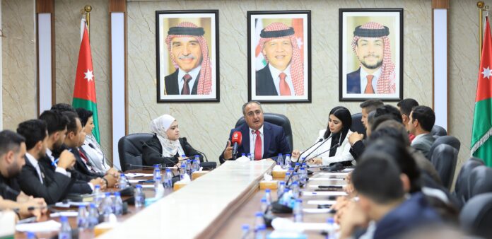 الخصاونة : خطاب الملك يعبر عن الضمير الإنساني المؤمن بالسلام الخصاونة : خطاب الملك يعبر عن الضمير الإنساني المؤمن بالسلام