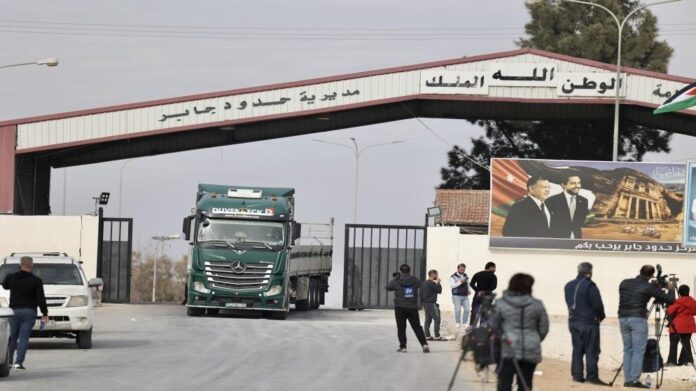 503879587_3940643456251624_3445063292545134690_n السماح باستيراد عدد من السلع الصناعية من سوريا