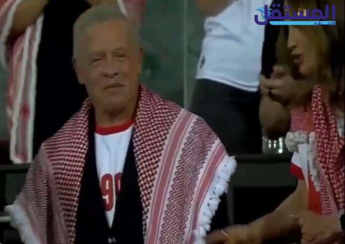 الملك والملكة يصلان الى ستاد عمان الدولي لمؤازرة منتخب النشامى - صور