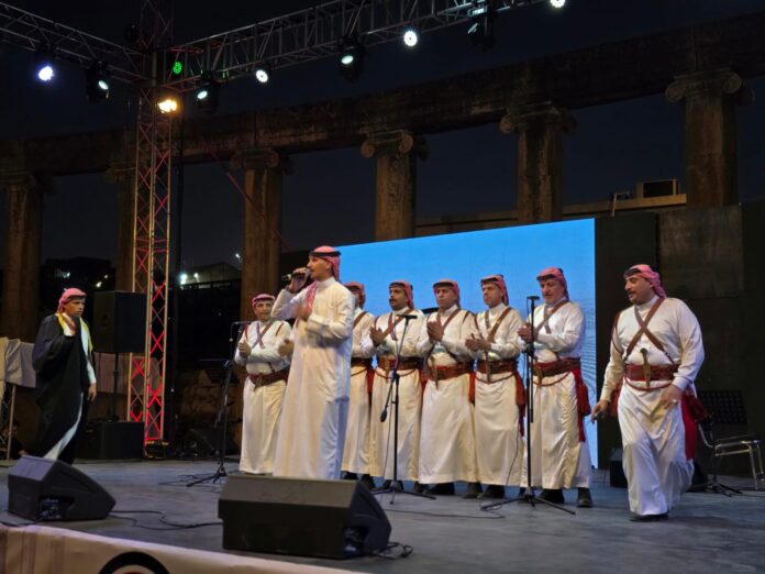 مسرح الساحة الرئيسية في جرش يتزين بالأصالة والتراث واختلاف الثقافات